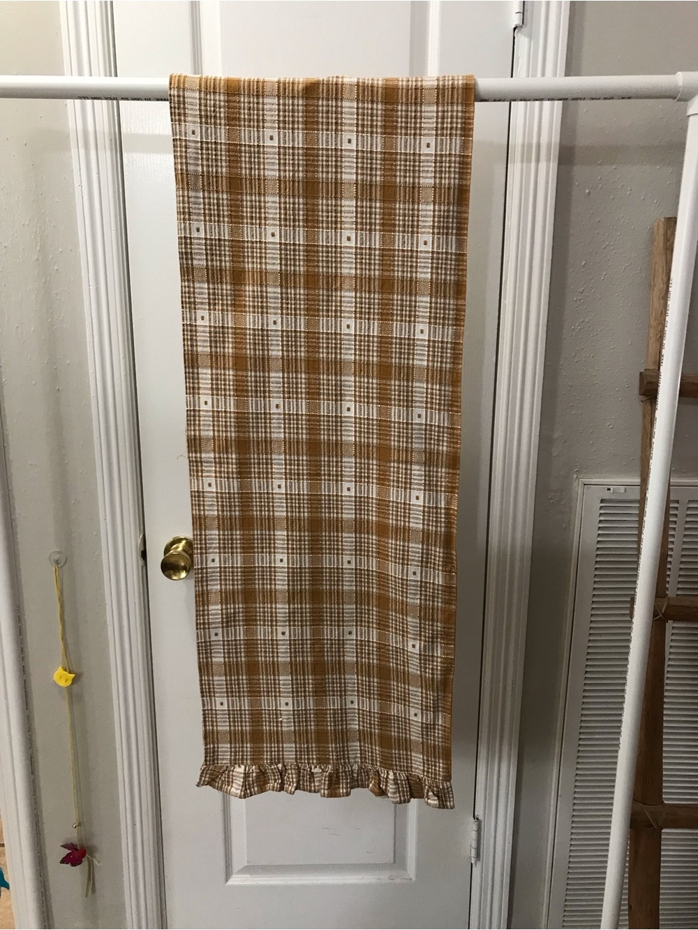 Shabby Chic Table Runner